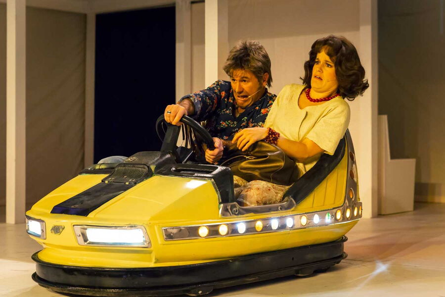 2019 Frauen am Rande des Nervenzusammenbruchs